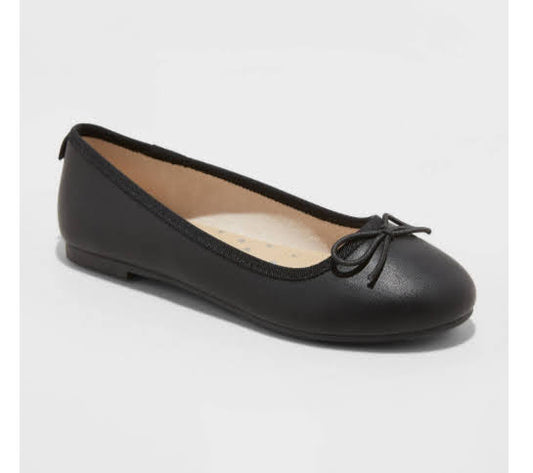 Girls' Stacy Slip-On Ballet Flats - Cat & Jack (Black & Silver)